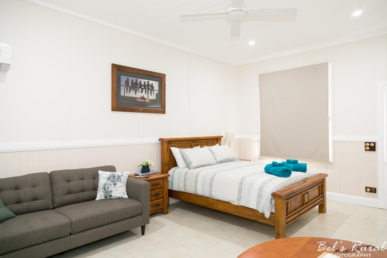 The Convent Boutique Accommodation Hay Buitenkant foto